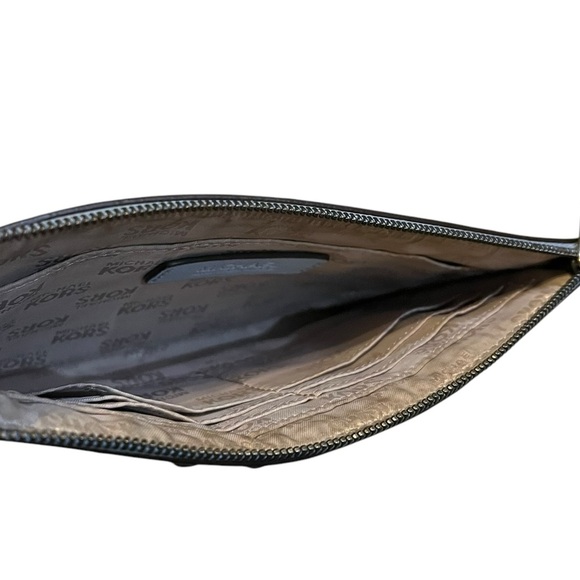 Michael Kors Women's Gray Studded Leather Wallet Wristlet Clutch NWOT!!​ - Picture 10 of 15